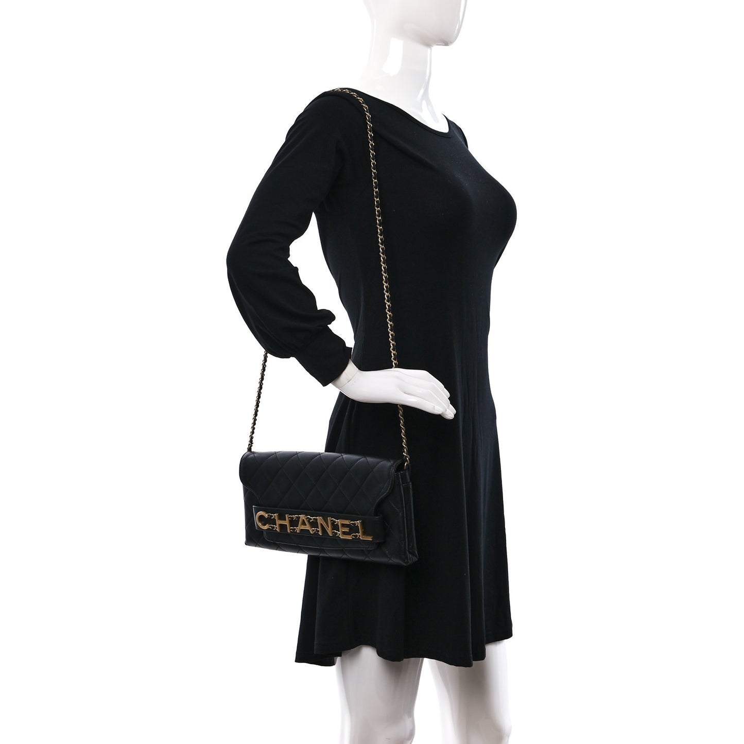 Calfskin Quilted Enchained Clutch Black