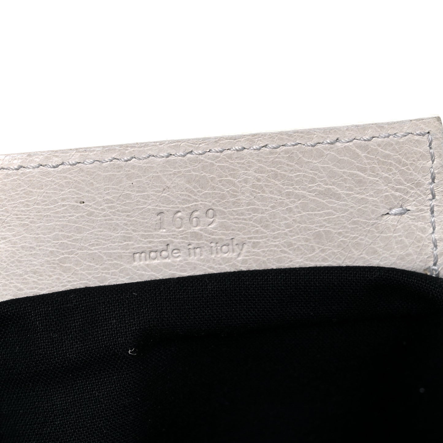 Chevre Classic Hardware First White