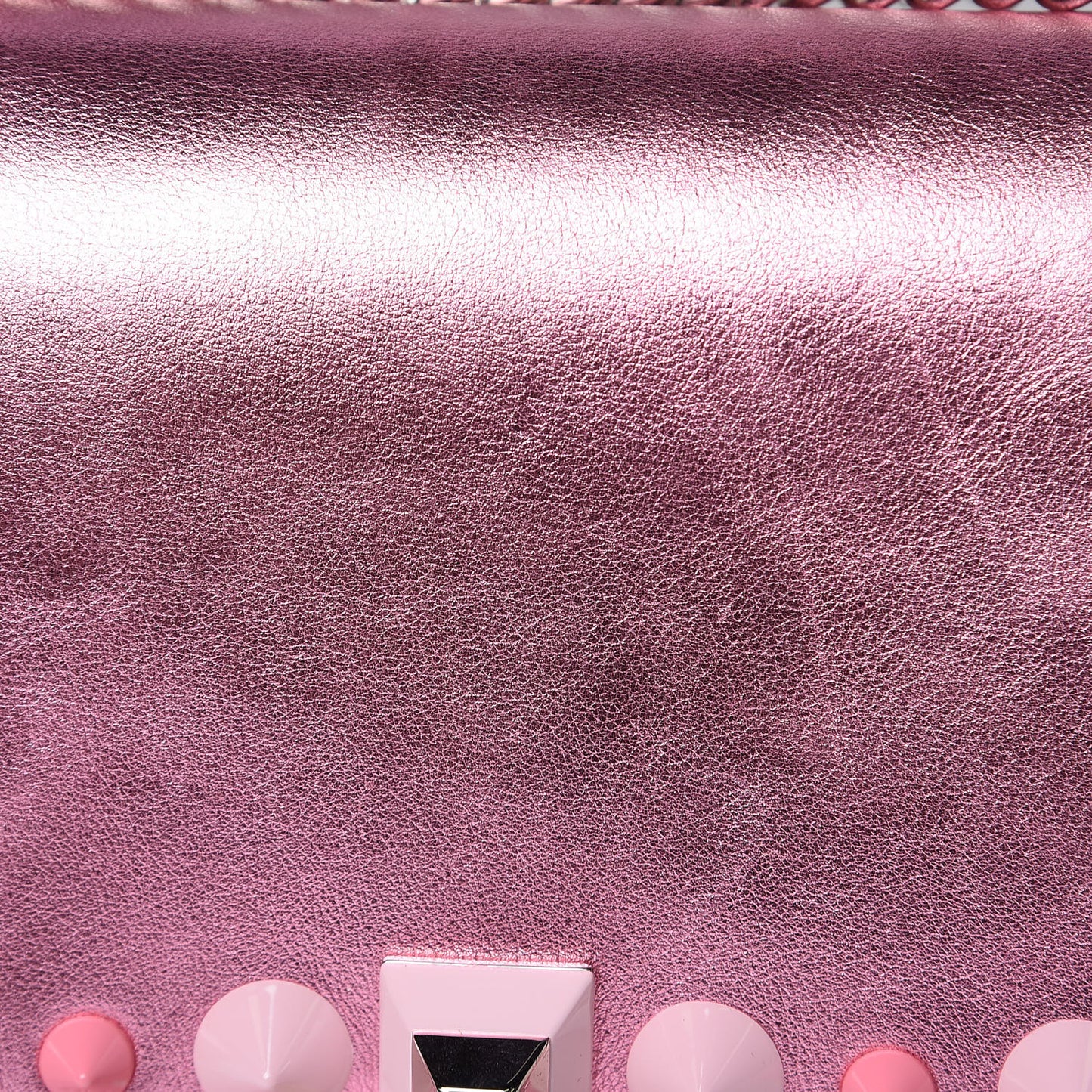 Vitello Catalan Mirror Scalloped Multi Studded Small Kan I Shoulder Bag Fuxia Chiaro