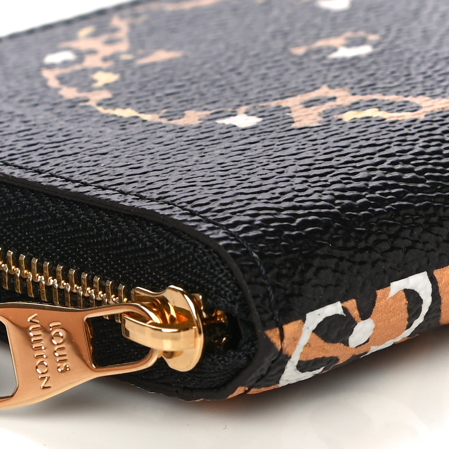 Louis Vuitton Monogram Giant Jungle Zippy Coin Purse Black 8 of 10