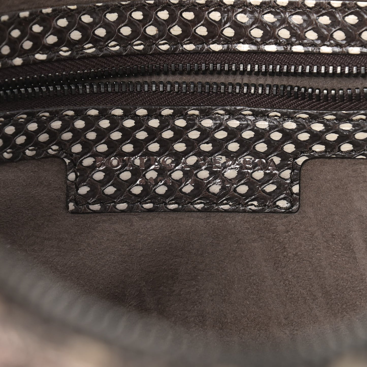 Metallic Ayers Intrecciato Nodini Crossbody Messenger Pewter