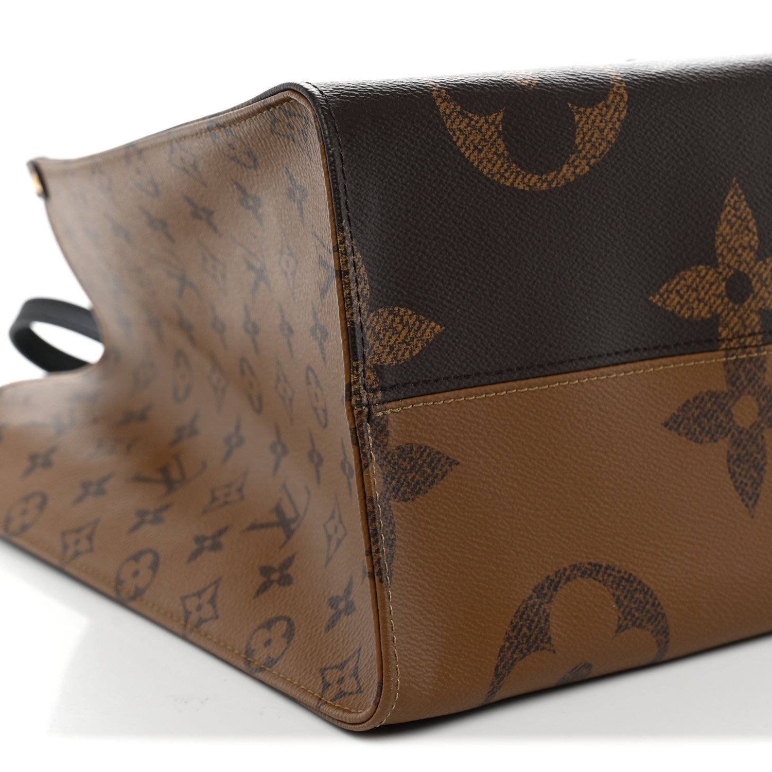 Louis Vuitton Reverse Monogram Giant Onthego GM 8 of 10