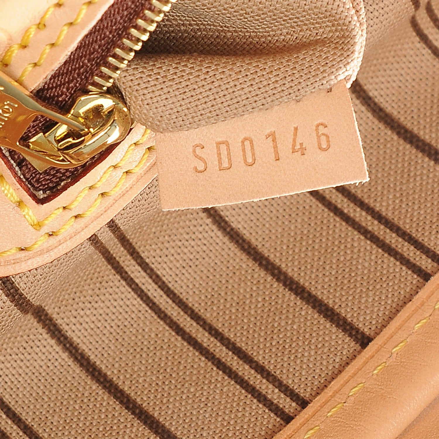 Louis Vuitton Monogram Delightful MM 8 of 8