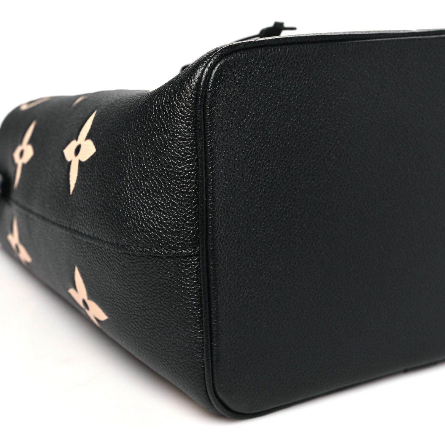 Louis Vuitton Empreinte Monogram Giant Neonoe MM Black Beige 9 of 10
