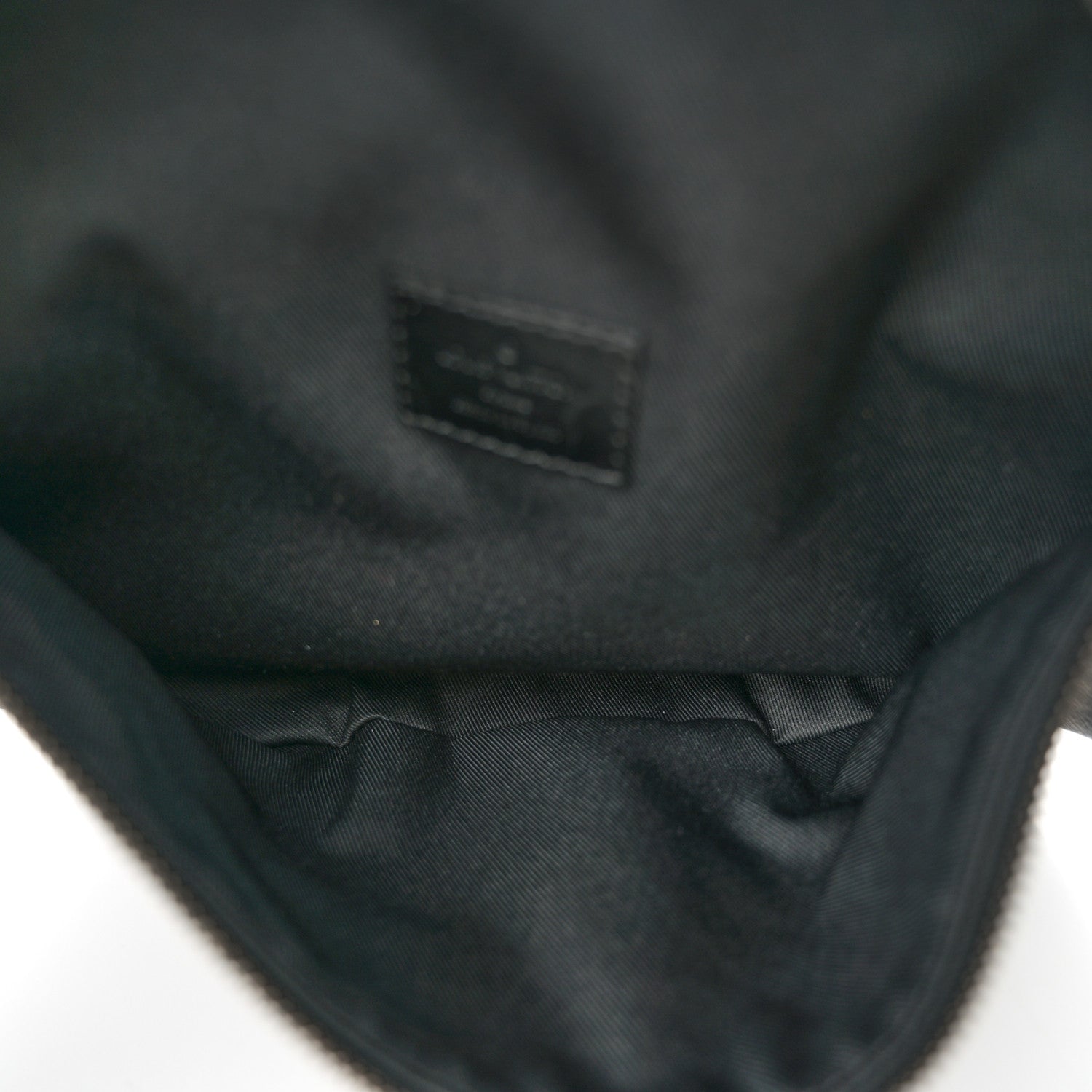 Louis Vuitton Monogram Eclipse Discovery Bumbag PM 5 of 9