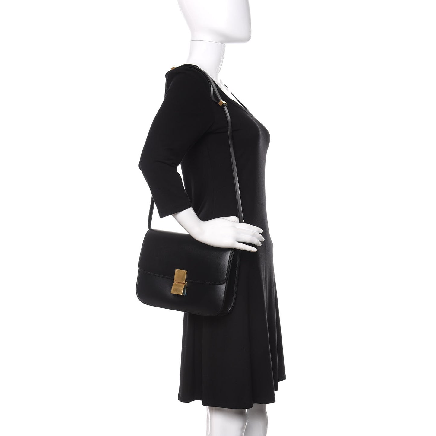 Box Calfskin Medium Classic Box Flap Black