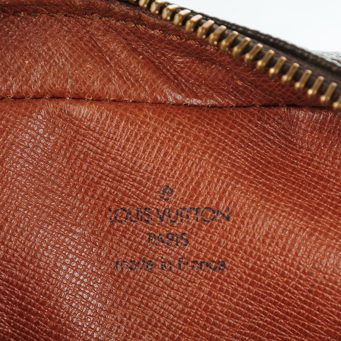 Monogram Amazone