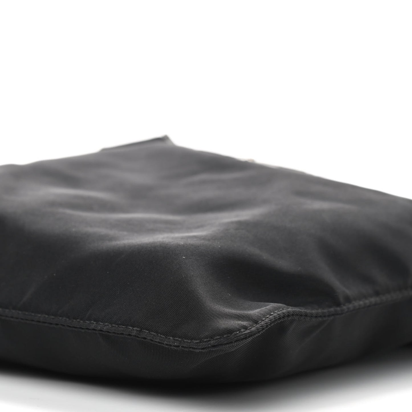 Tessuto Nylon Saffiano Flat Messenger Bag Black