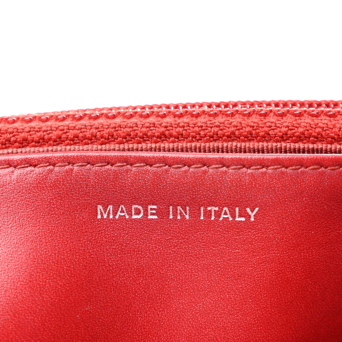 Caviar Quilted Wallet on Chain WOC Red