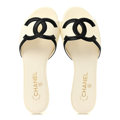 Chanel Lambskin CC Logo Slides 39 White Black 2 of 10