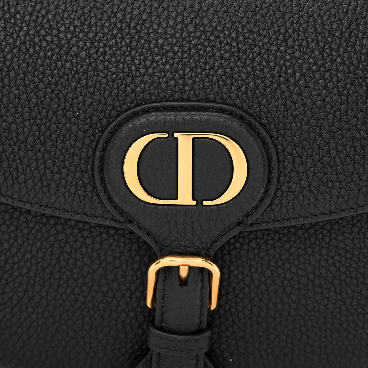 Grained Calfskin Medium Bobby Flap Black