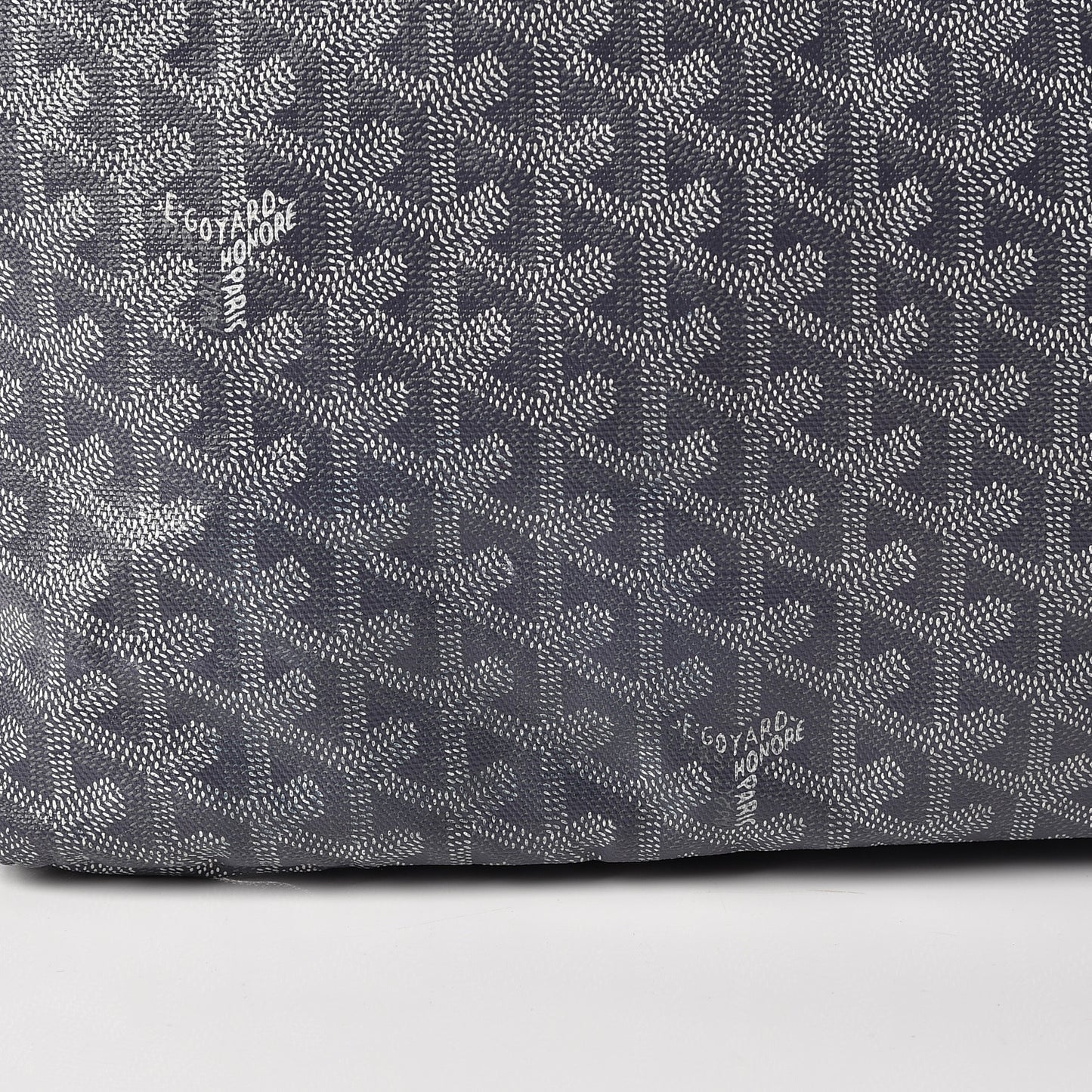 Goyardine Saint Louis GM Grey