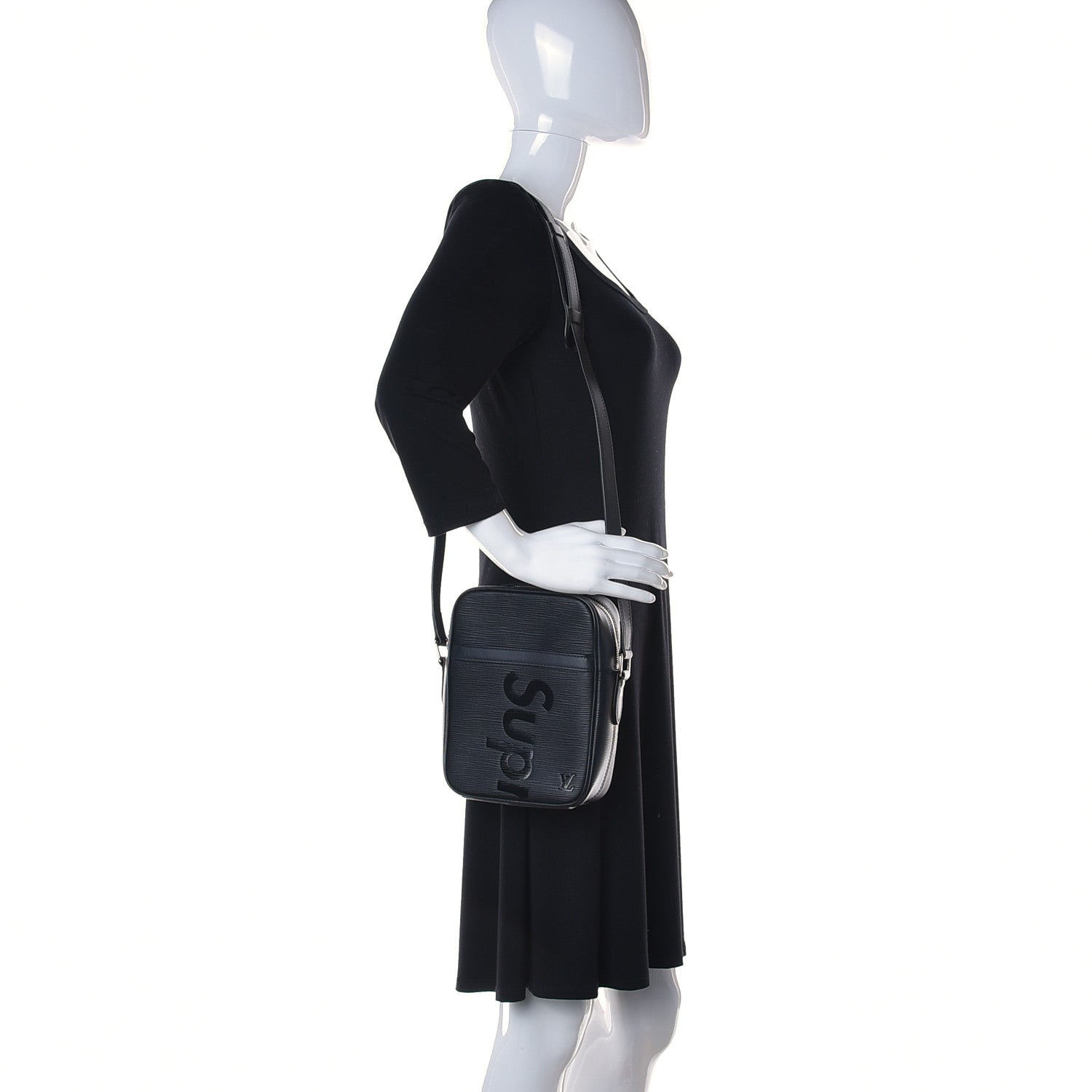 Louis Vuitton X SUPREME Epi Danube PM Black 2 of 12