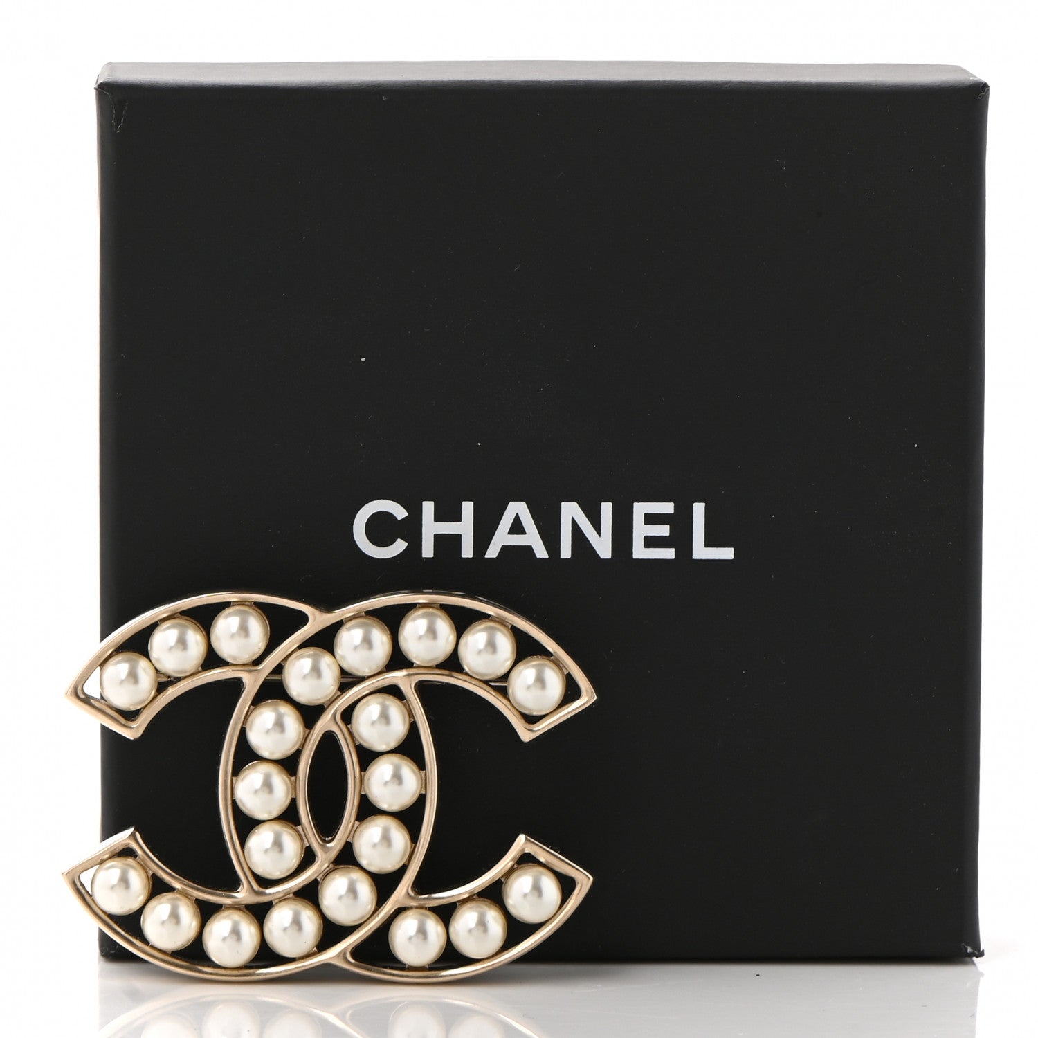 Chanel Pearl CC Brooch Light Gold 5 of 5