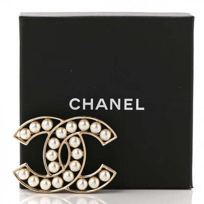 Chanel Pearl CC Brooch Light Gold 5 of 5