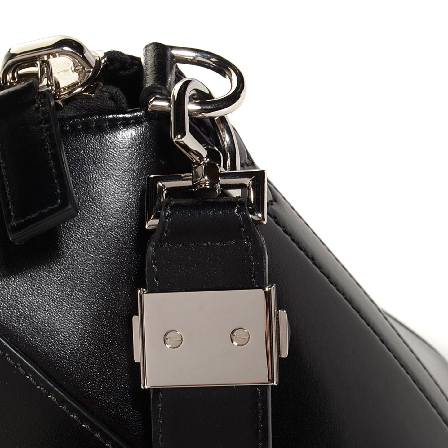Shiny Lord Calfskin Medium Antigona Black