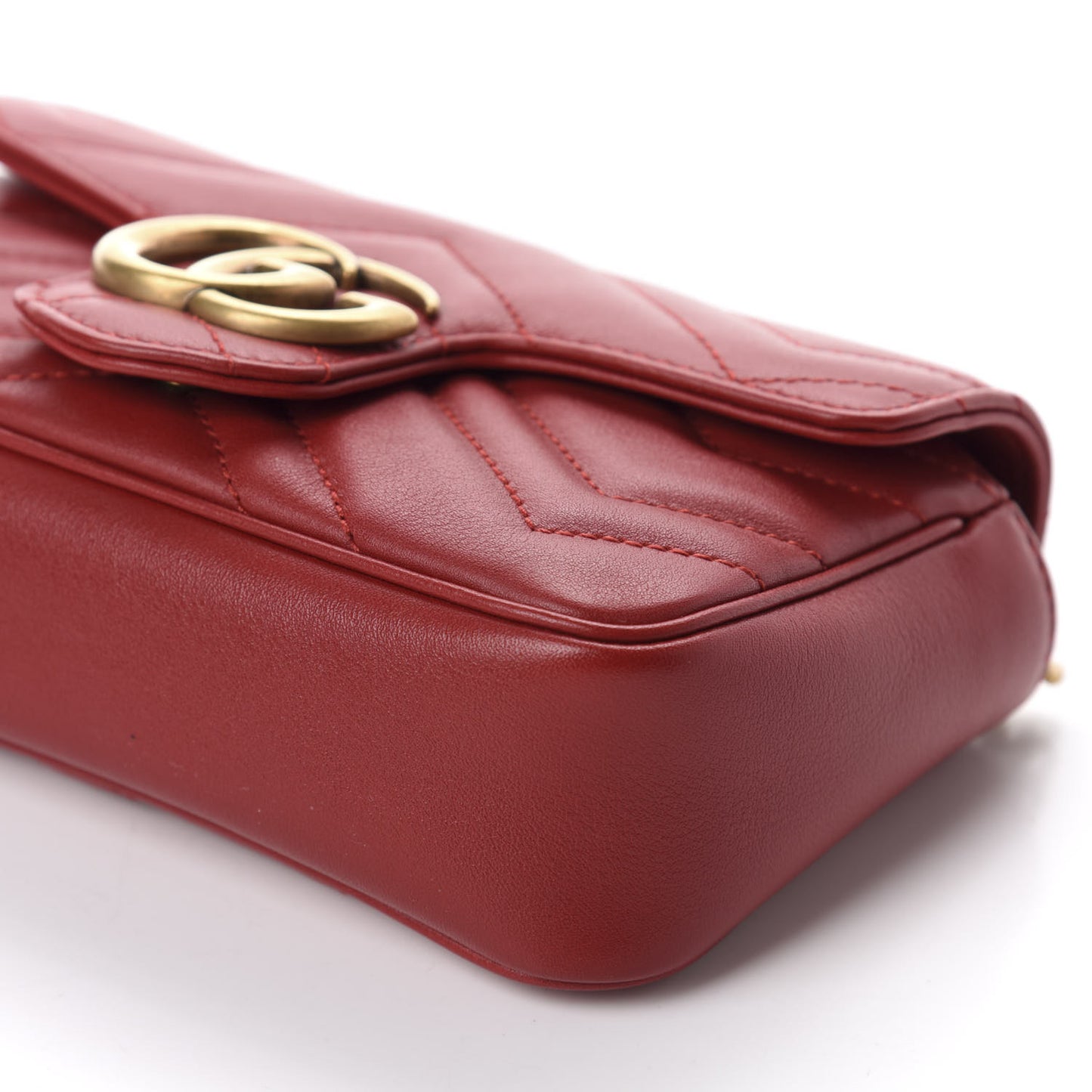 Calfskin Matelasse Super Mini GG Marmont Shoulder Bag Hibiscus Red
