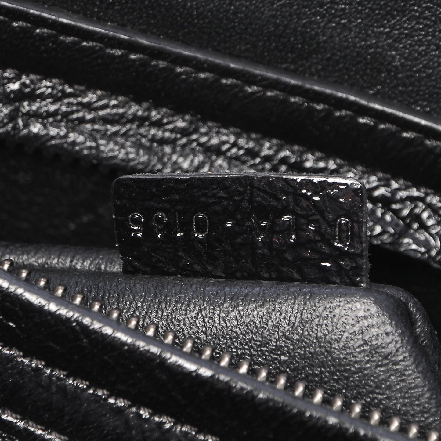 Shiny Goatskin Medium Phantom Luggage Black