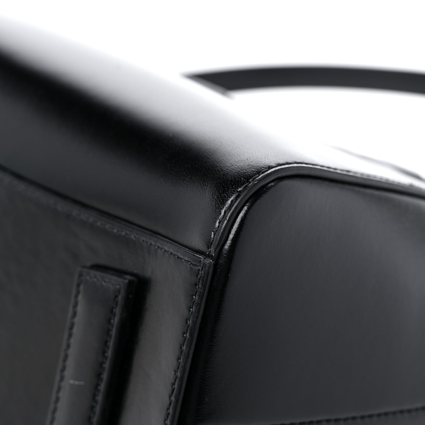 Shiny Lord Calfskin Small Antigona Black