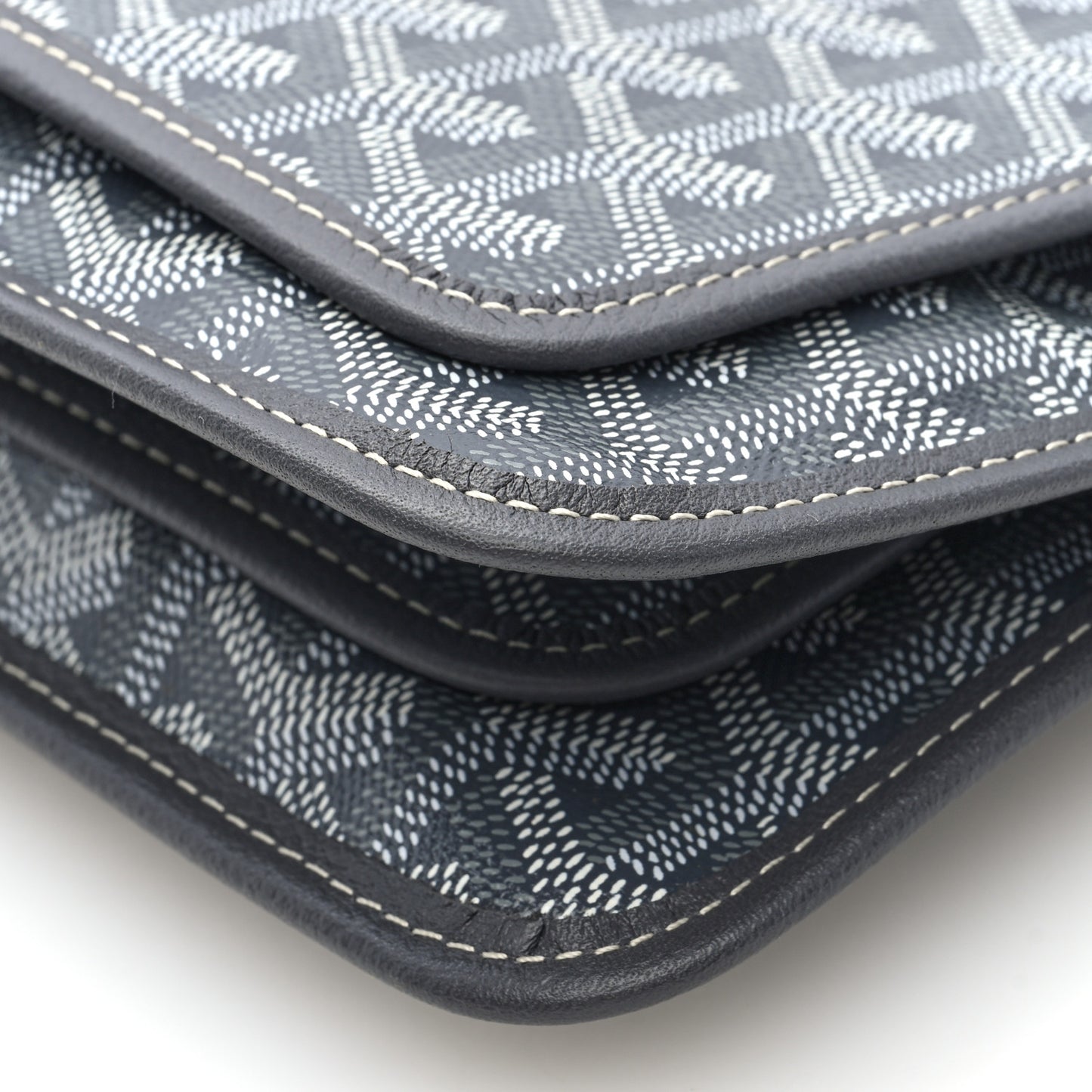 Goyardine Plumet Wallet Clutch Grey
