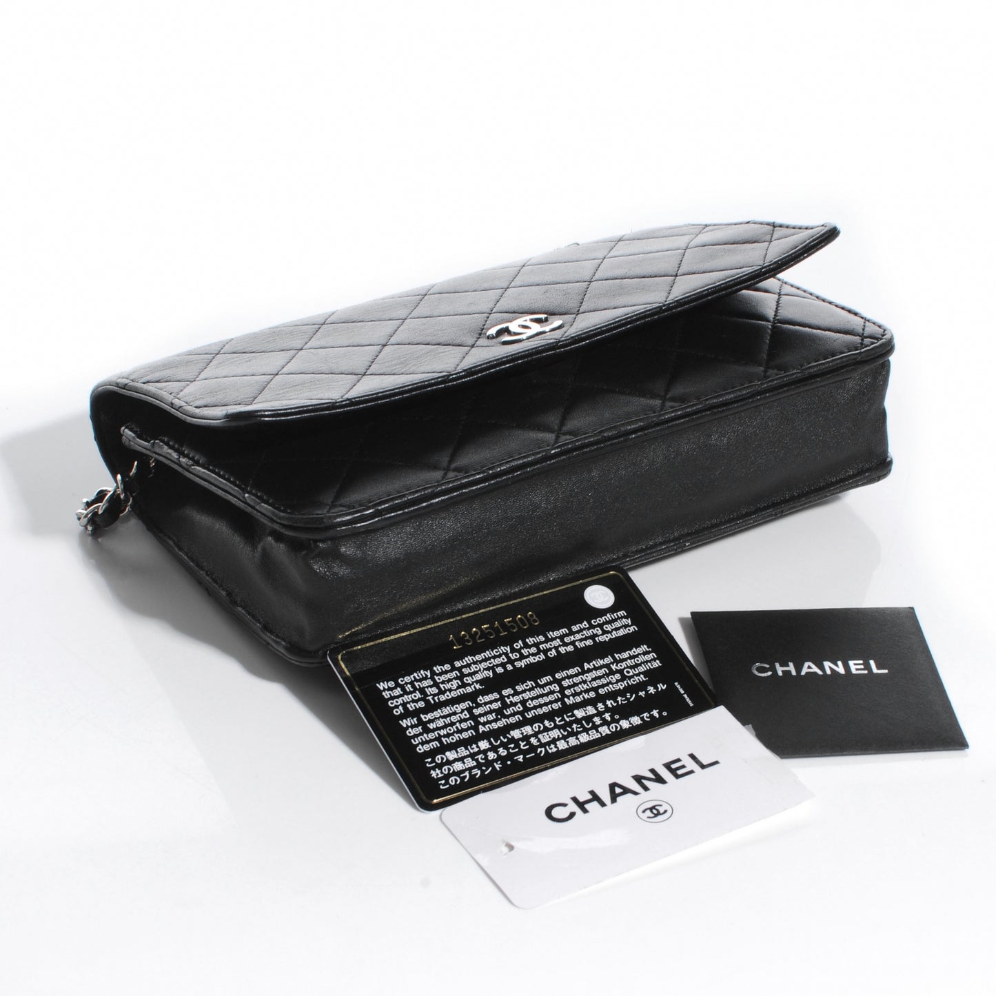 Lambskin Quilted Wallet On Chain WOC Black