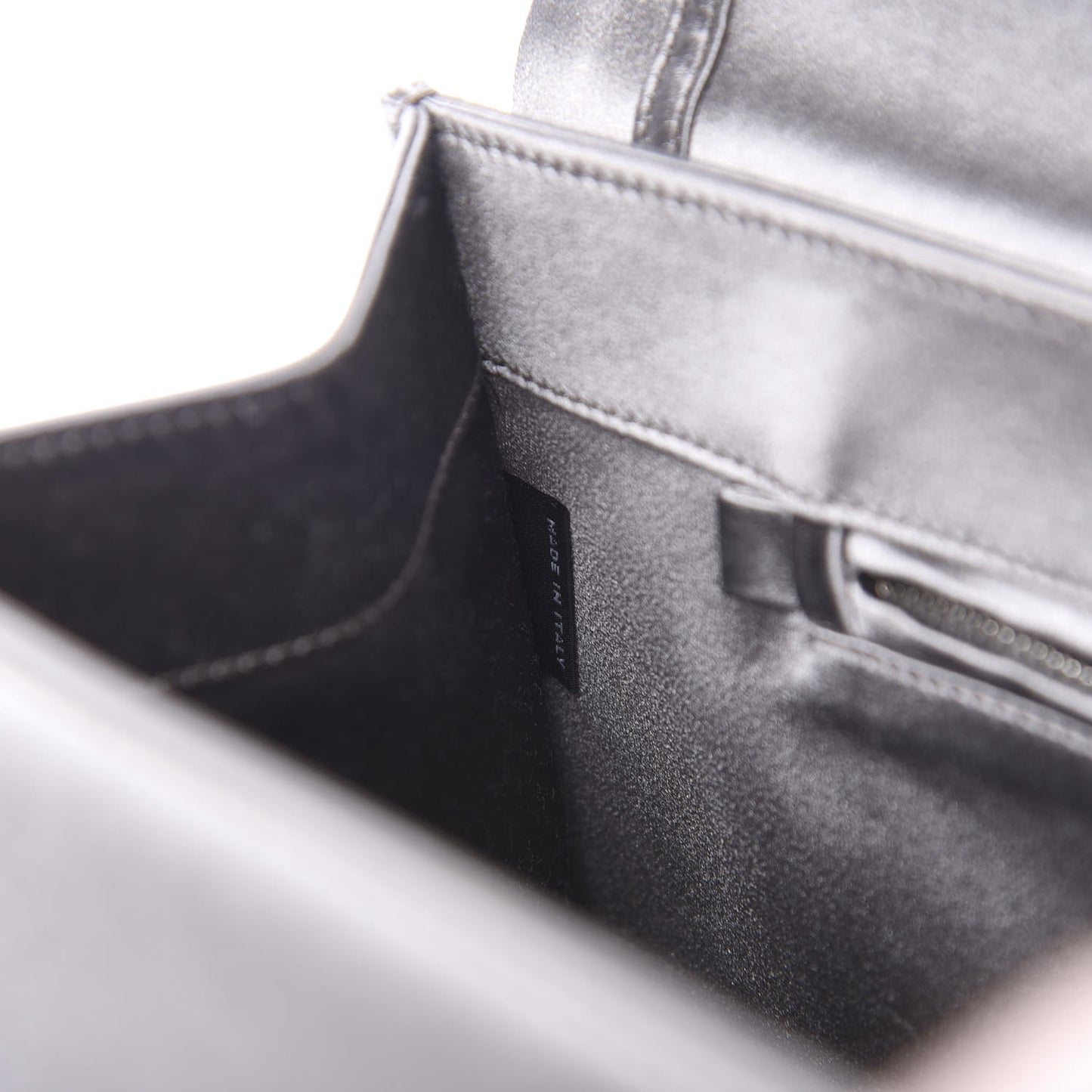 Satin Flap Tote Grafite