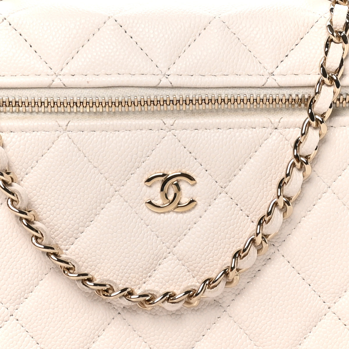 Caviar Quilted Top Handle Slim Vanity With Chain White