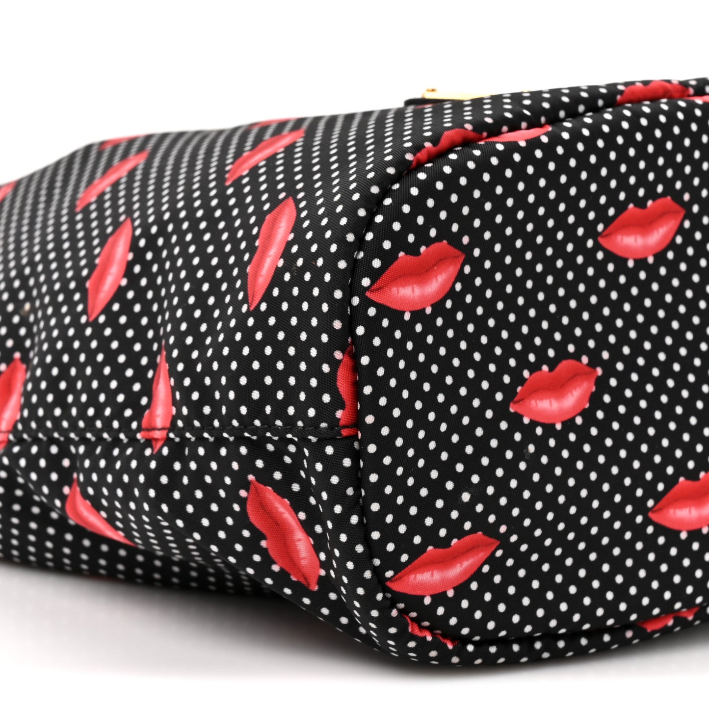Tessuto Nylon Saffiano Lips Print Bucket Wristlet Black