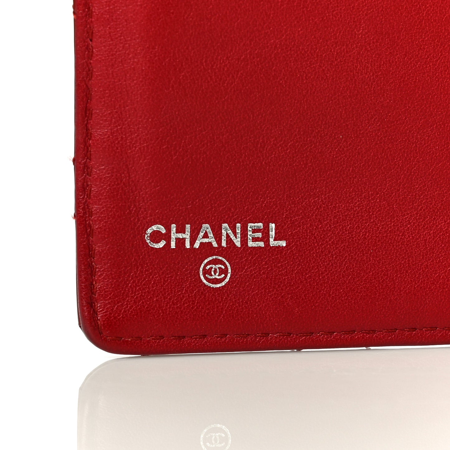 Patent Quilted Brilliant Yen Wallet Red