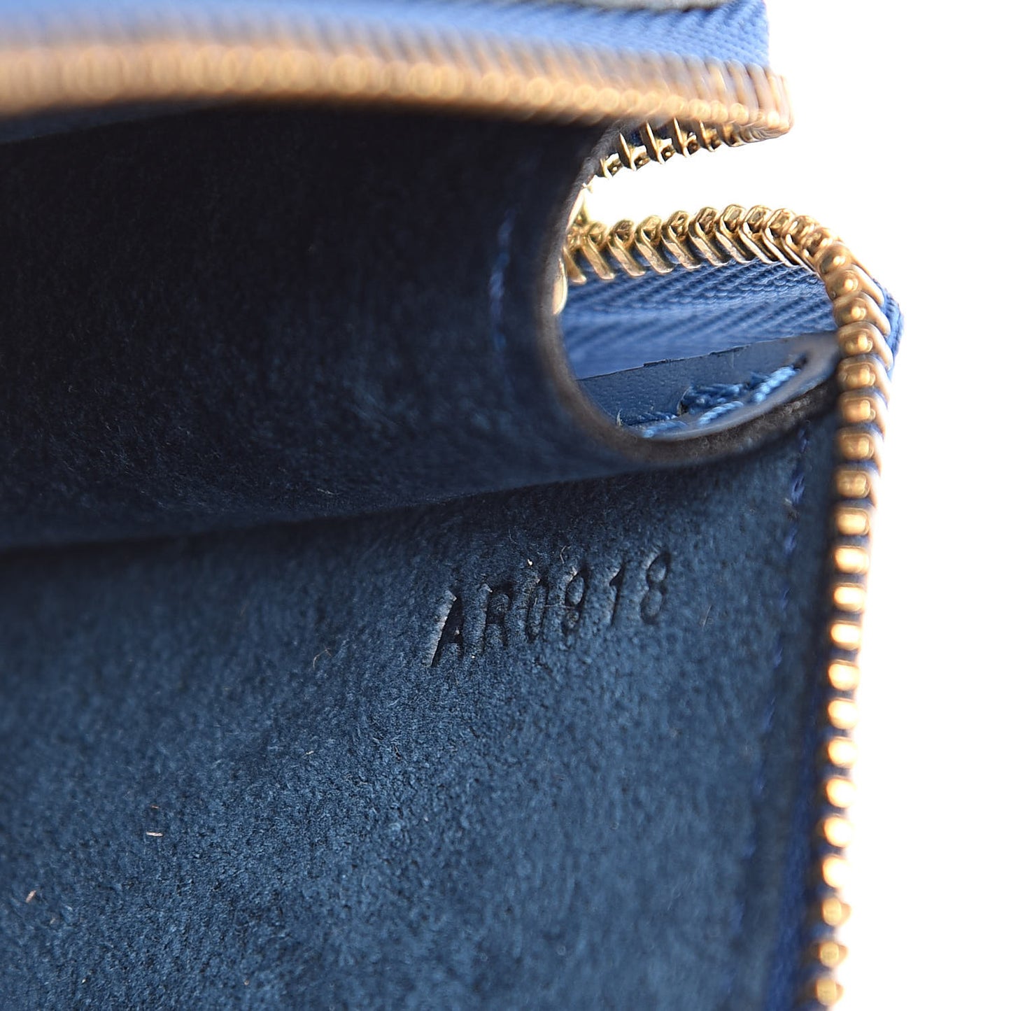 Epi Pochette Accessories 24 Toledo