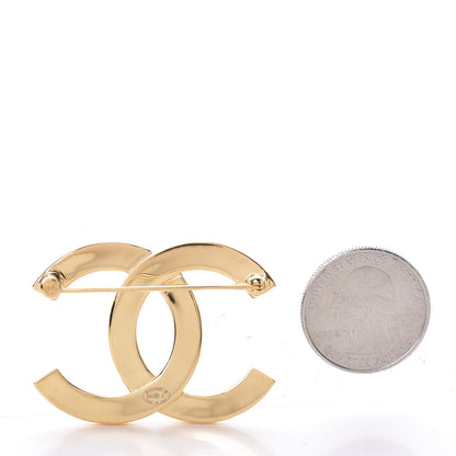 Chanel Metal Paris Button CC Large Brooch Gold 2 of 5