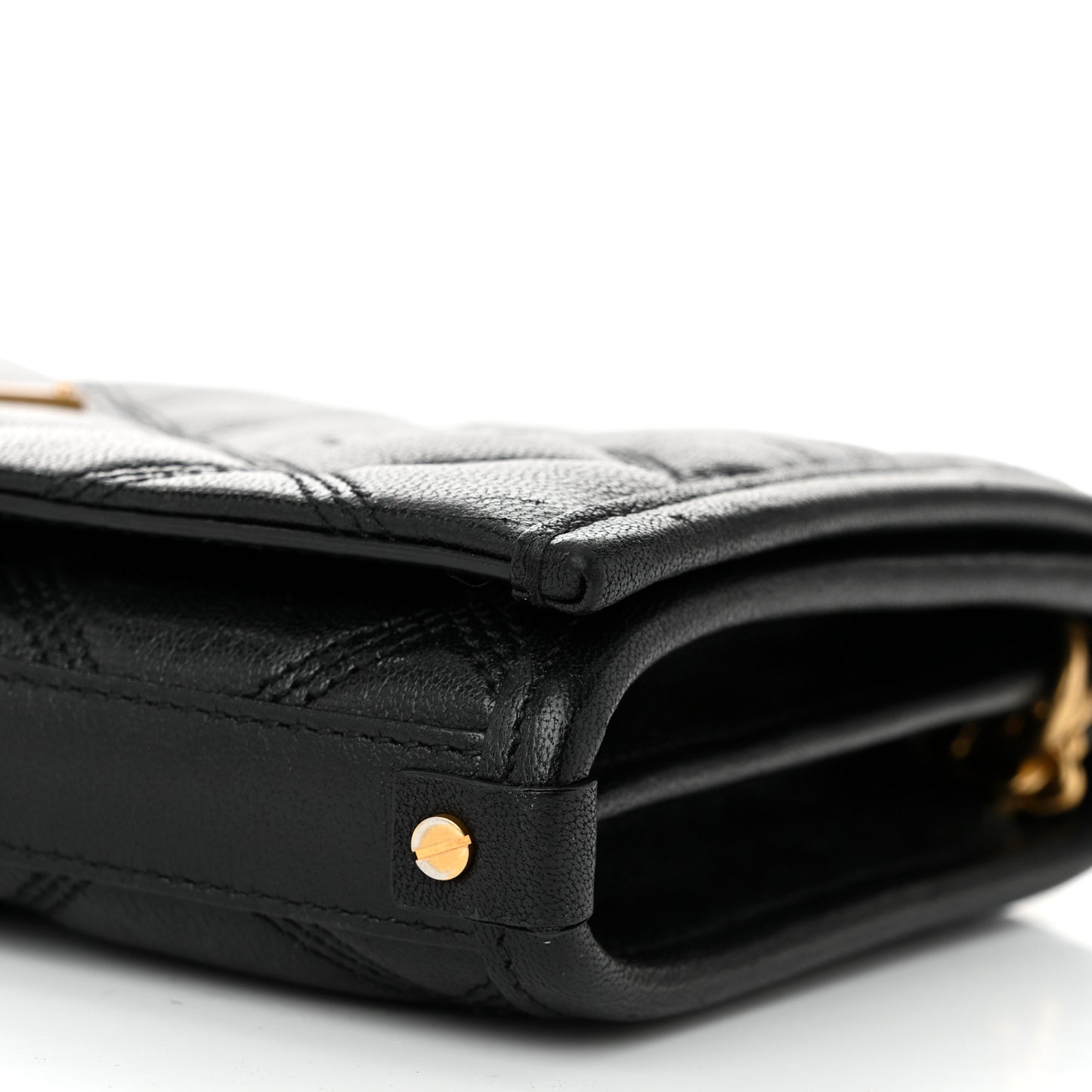 Lambskin Diamond Quilted Becky Chain Wallet Black