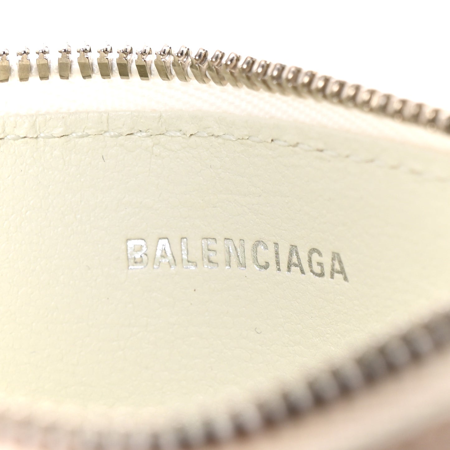 Grained Calfskin Logo Large Cash Long Coin Card Holder White Black