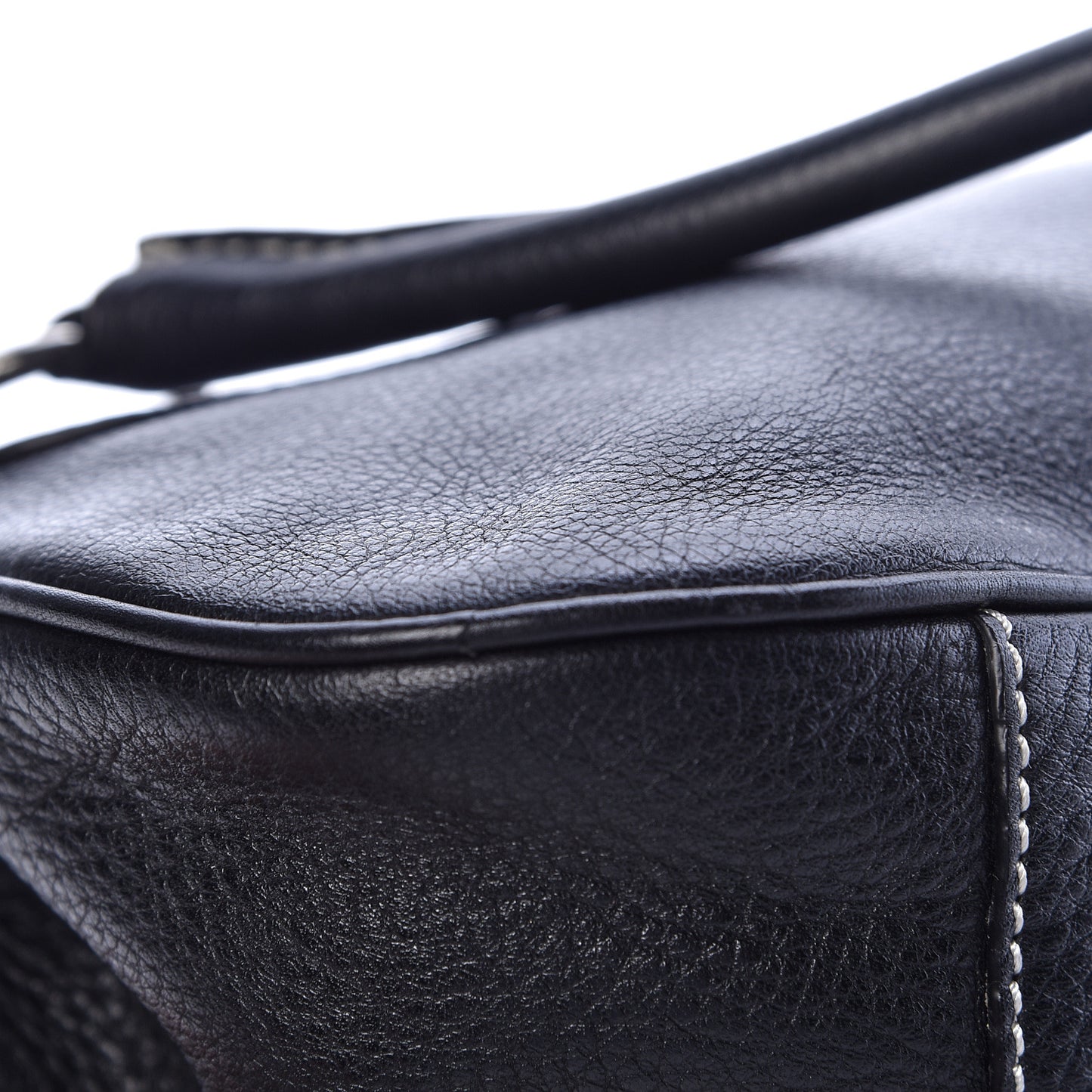 Vitello Daino Box Shoulder Bag Black