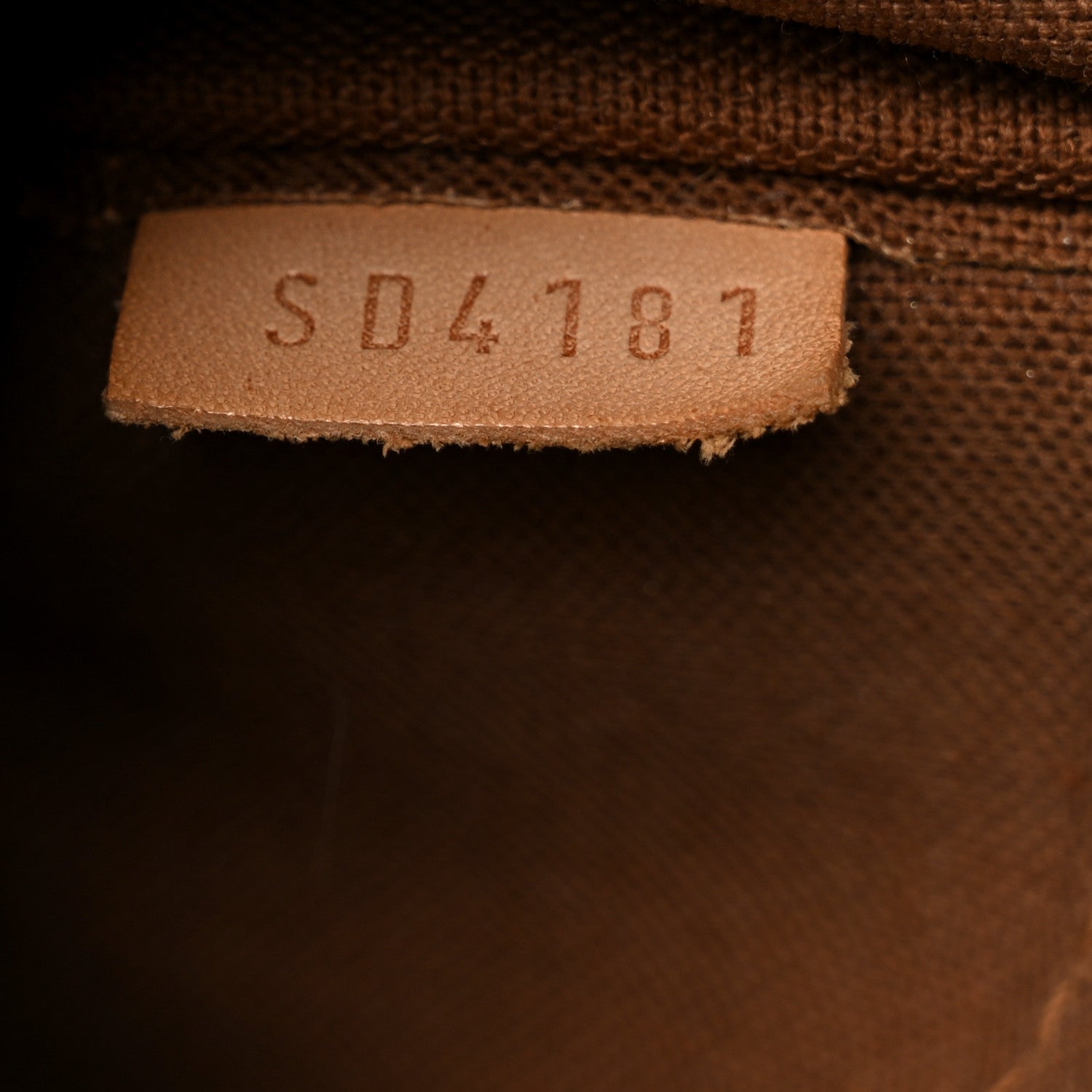 Louis Vuitton Monogram Tivoli PM 7 of 11
