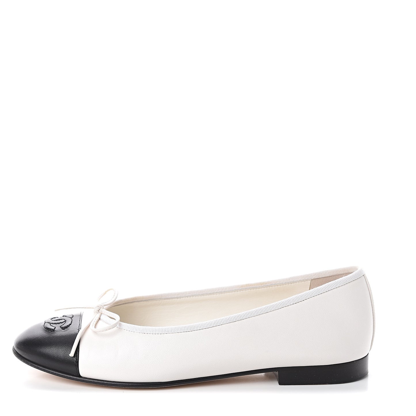 Lambskin Cap Toe Ballerina Flats 37.5 White Black