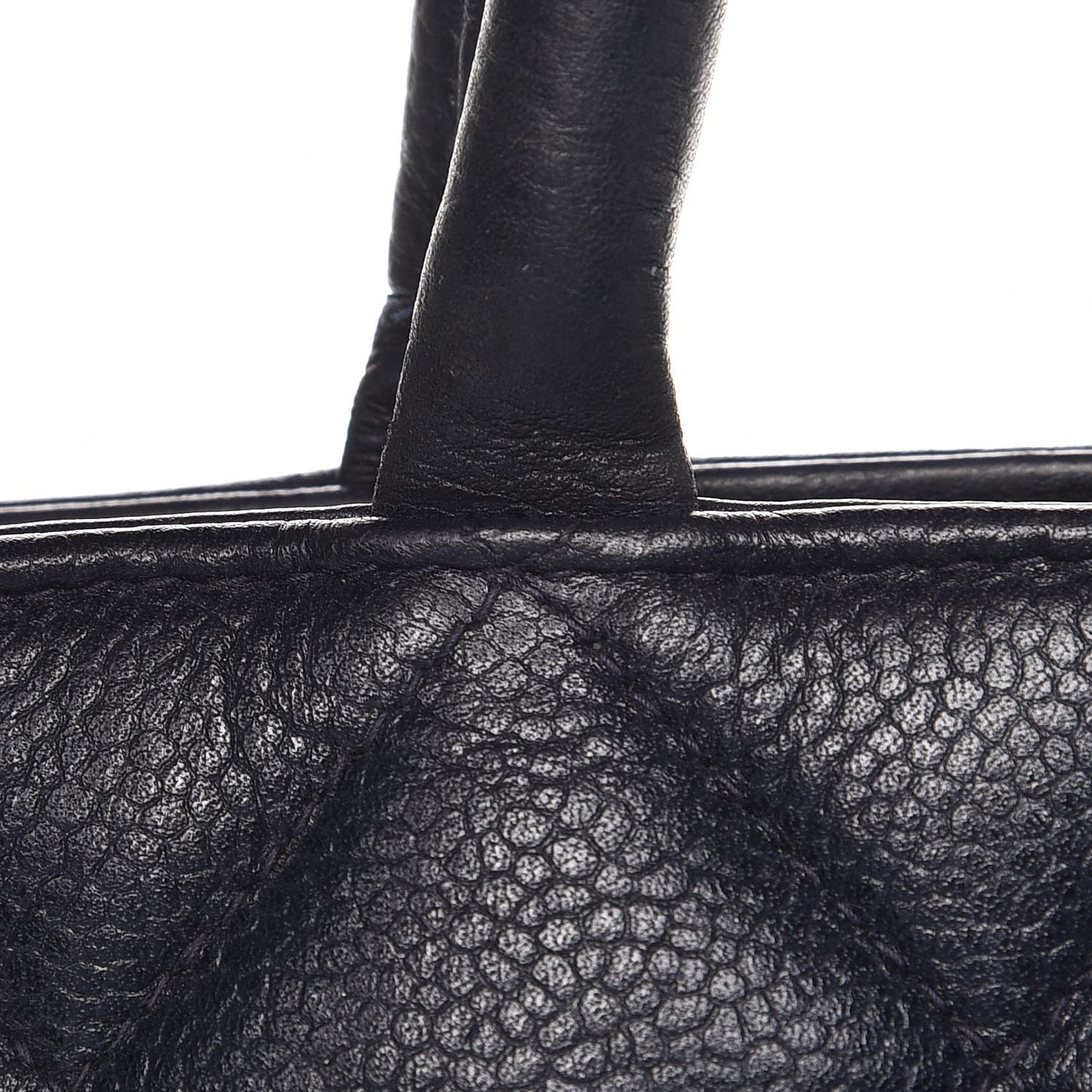 Caviar Quilted Medallion Tote Navy