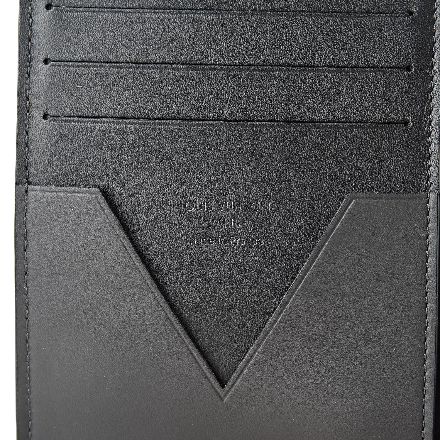 Louis Vuitton Smooth Calfskin America's Cup Organizer Wallet Grey 7 of 7