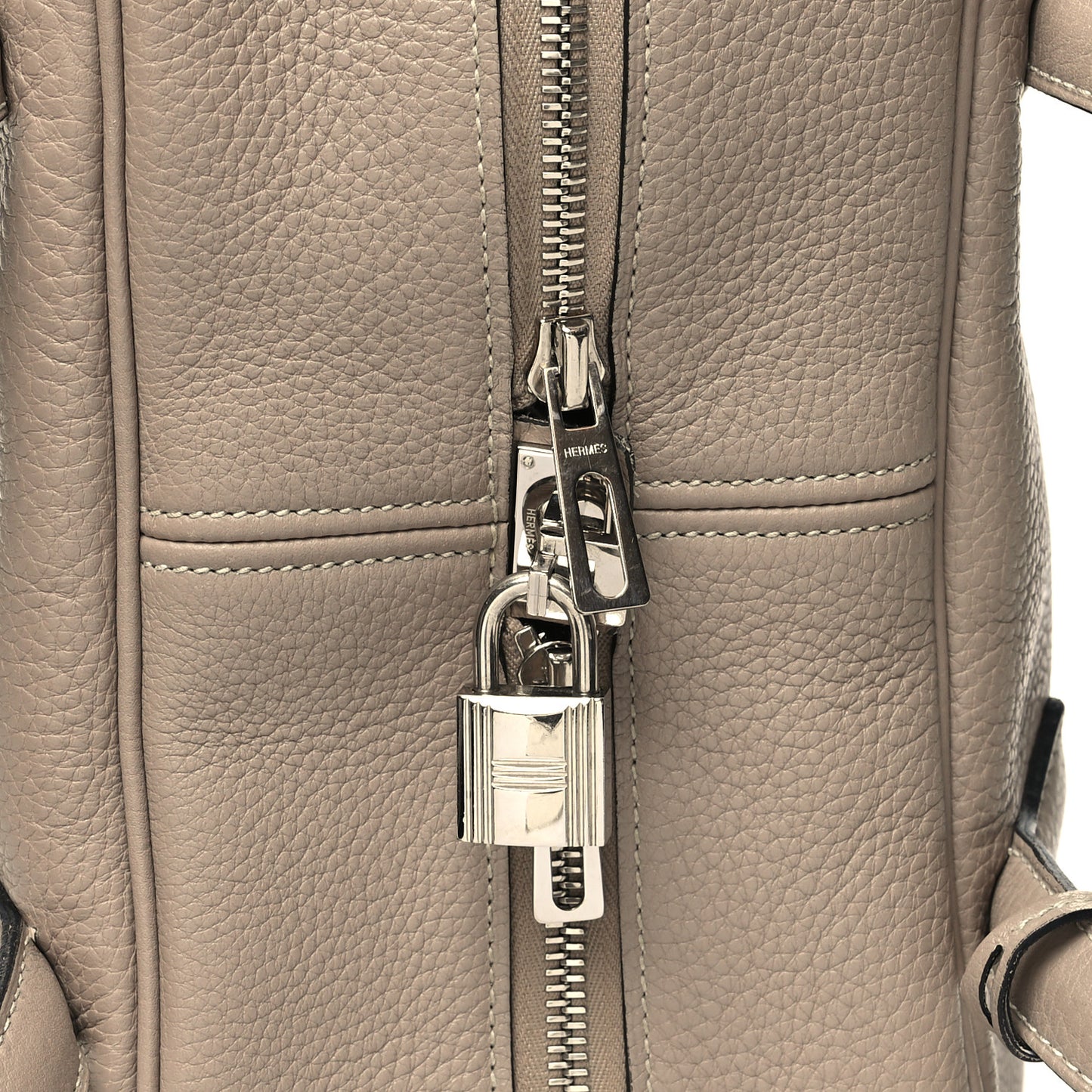 Taurillon Clemence Victoria II 35 Gris Tourterelle