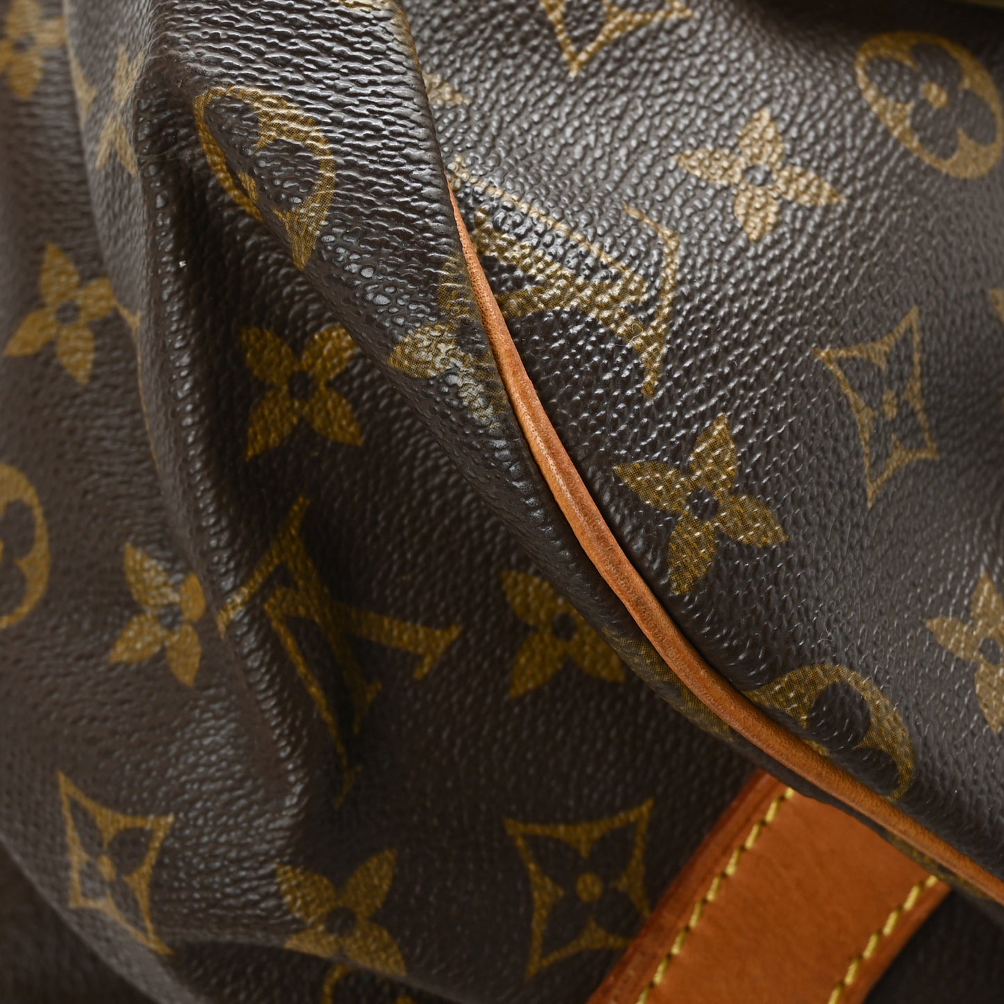 Monogram Saumur 43