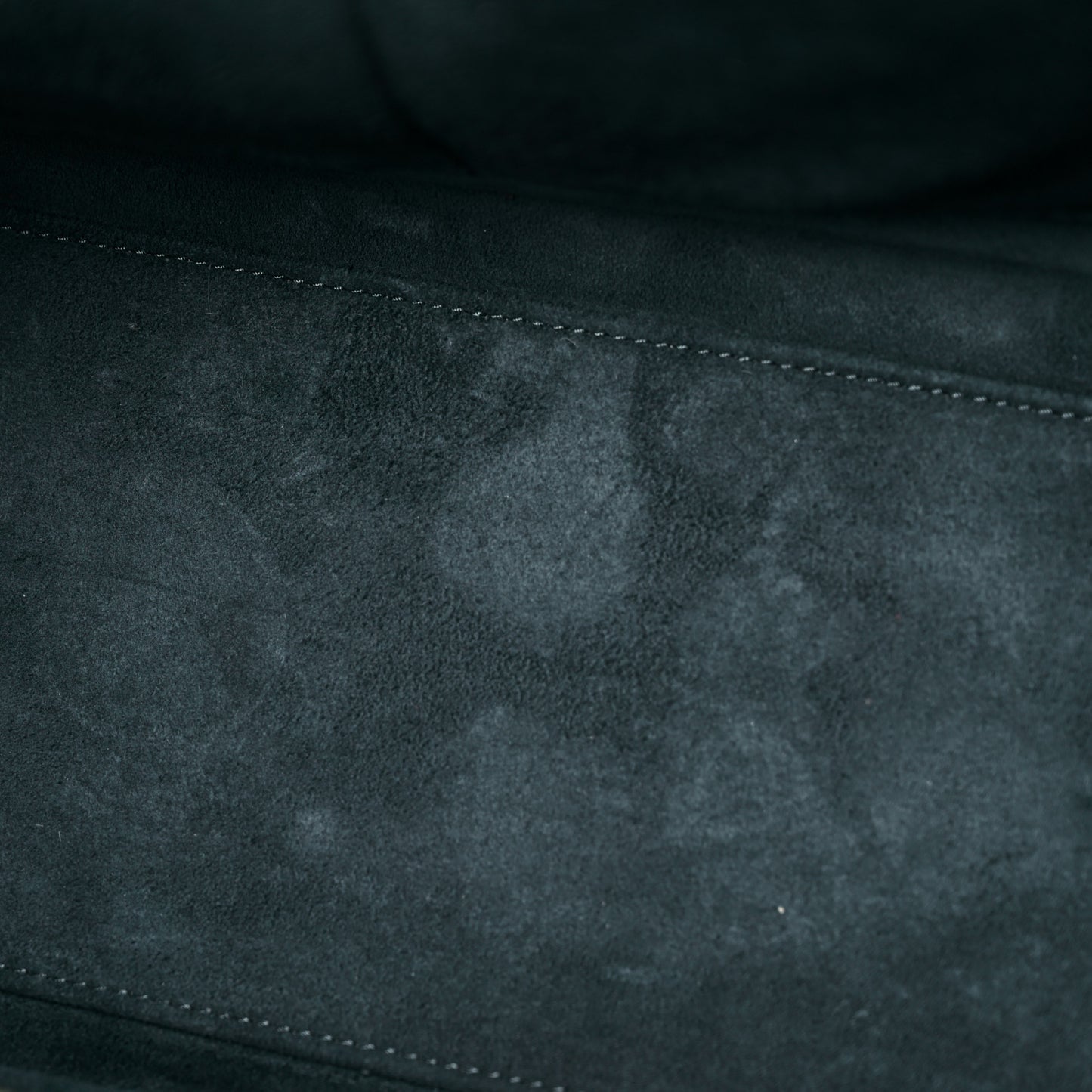 Drummed Calfskin Micro Luggage Amazone