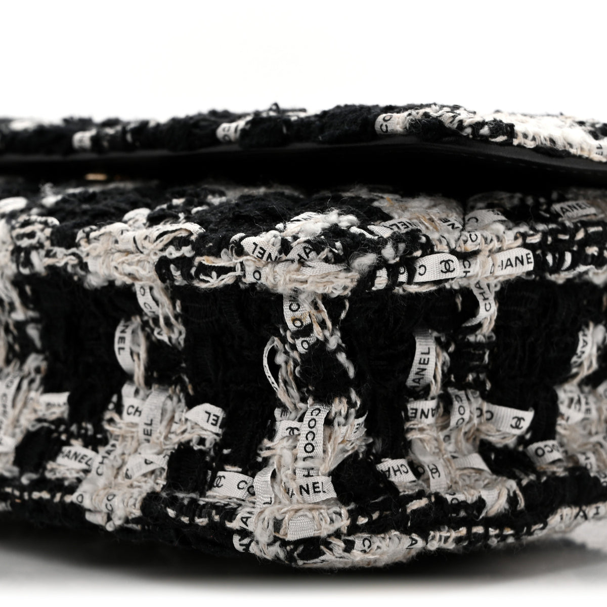 Tweed Quilted Wallet On Chain WOC Black Ecru White