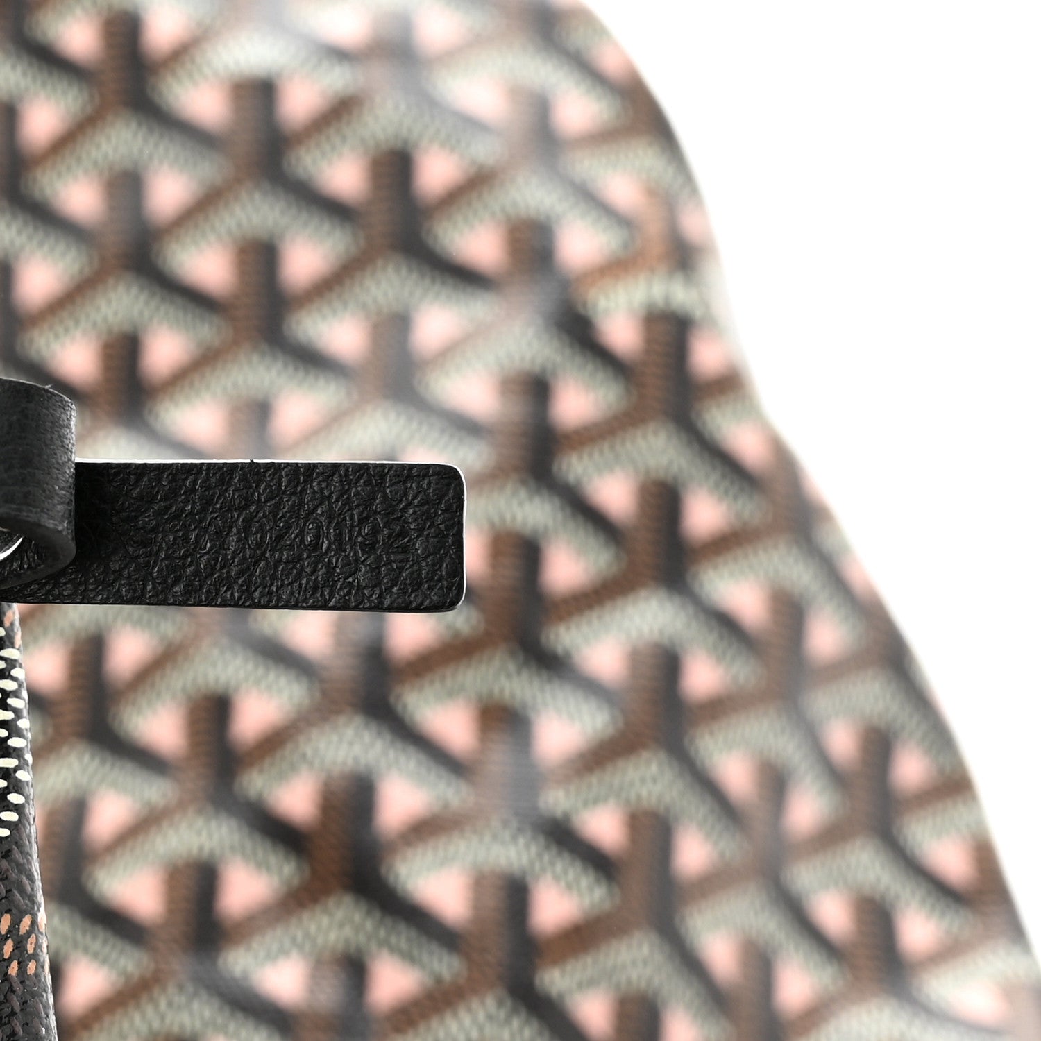 Goyard Goyardine Saint Louis Claire Voie PM Black Pink 8 of 13