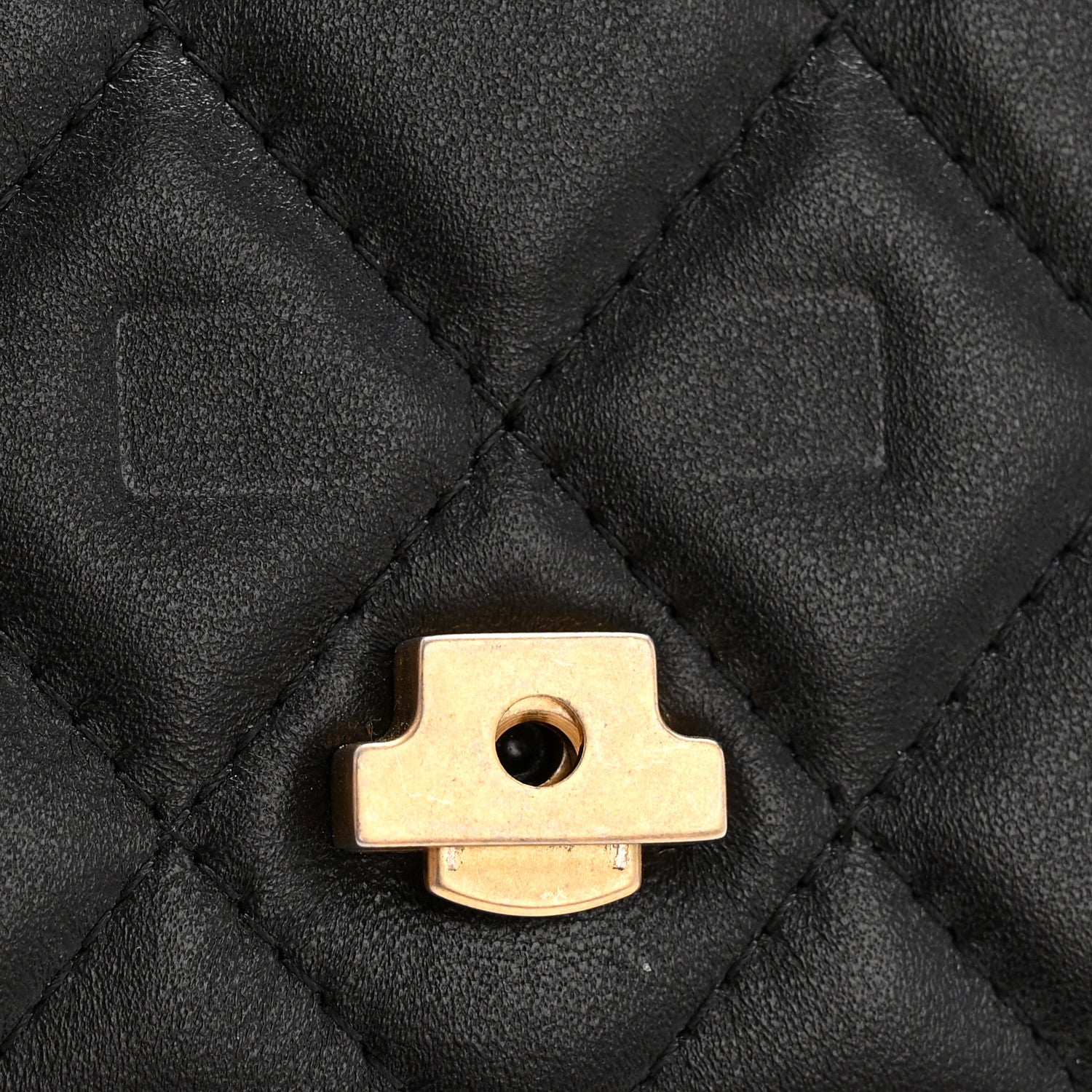 Chanel Lambskin Quilted CC Chic Flap Card Holder Black Gold 9 of 10