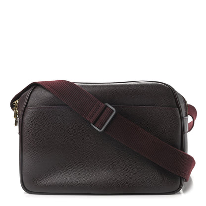 Louis Vuitton Taiga Reporter Messenger Acajou 1 of 14