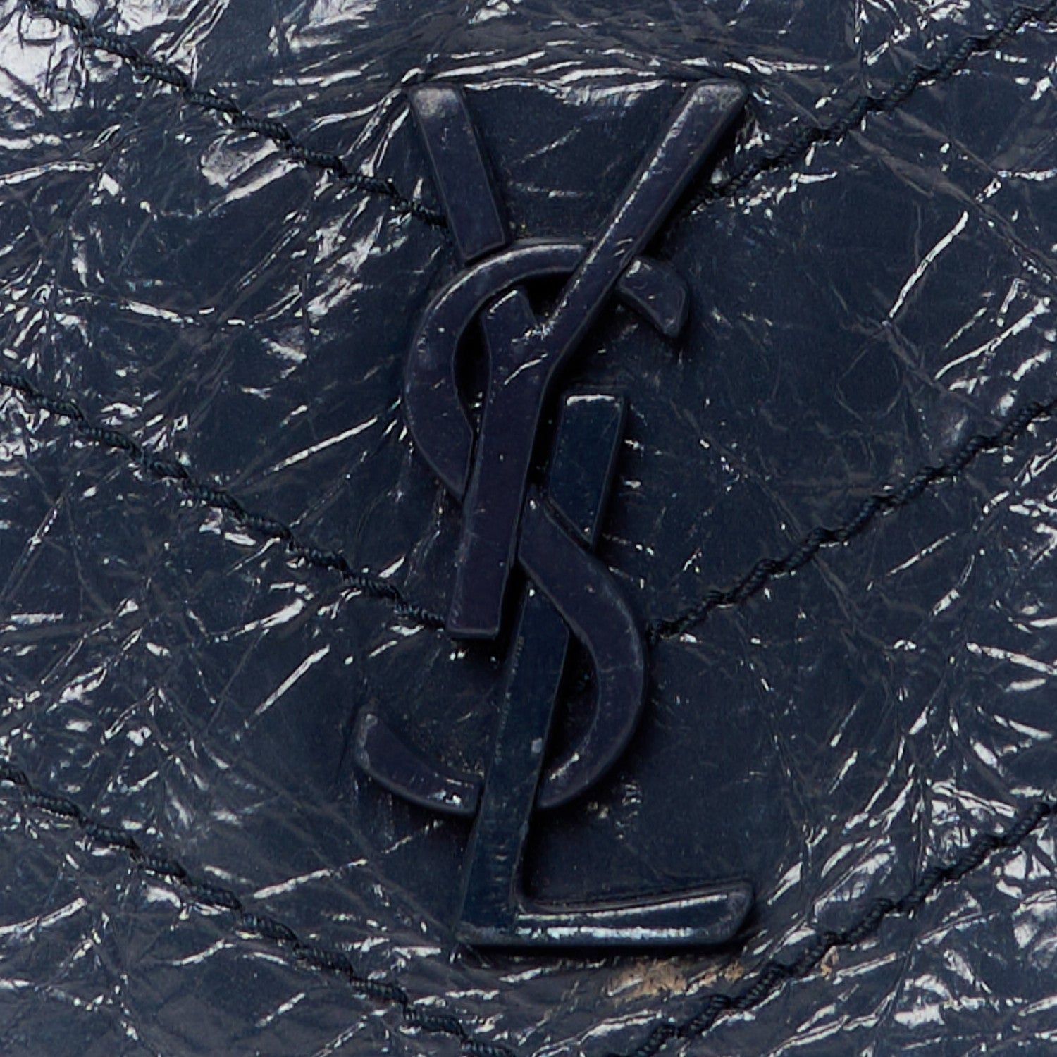 Saint Laurent Crinkled Calfskin Matelasse Monogram Niki Chain Wallet Fog 8 of 12