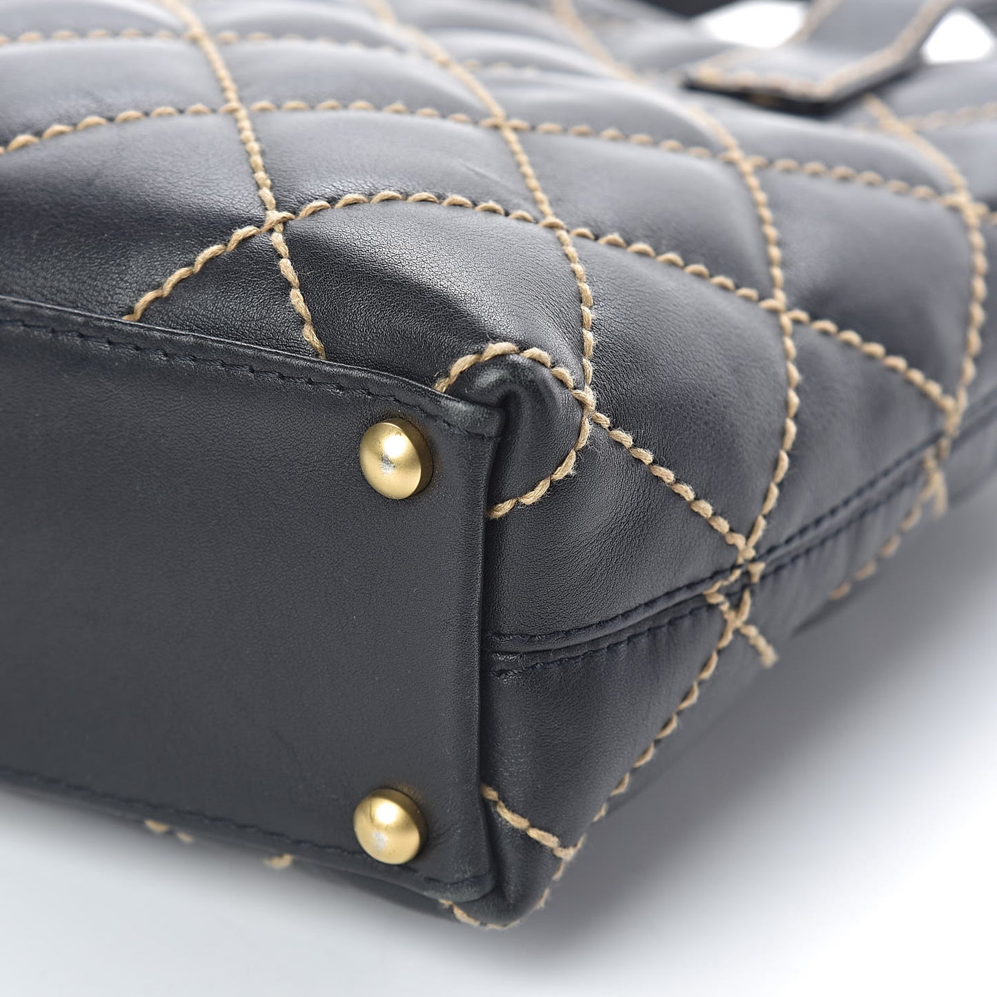 Calfskin Contrast Stitch Surpique Tote Black