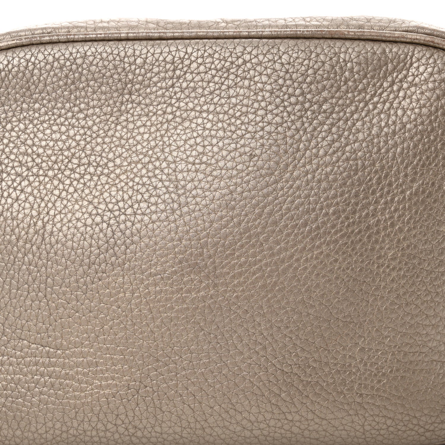 Gucci Metallic Pebbled Calfskin Small Soho Disco Bag Golden Beige 24 of 24
