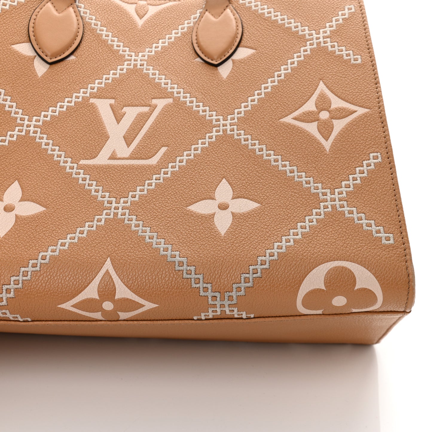 Empreinte Monogram Giant Broderies Onthego MM Arizona