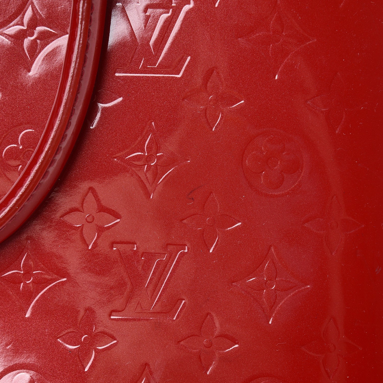Louis Vuitton Vernis Alma GM Pomme D'Amour 11 of 14